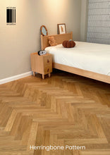 Load image into Gallery viewer, Natural Solid Oak floor (Engineering wood)