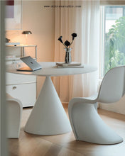 Load image into Gallery viewer, Time Dining Round Table