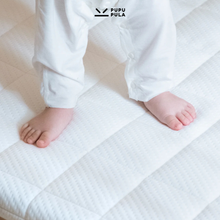 Load image into Gallery viewer, Latex Natural Coconut Dual Firmness Baby Cot Mattress