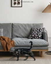 Load image into Gallery viewer, Ueno Sofa