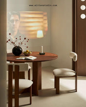 Load image into Gallery viewer, Kaviar Round Table