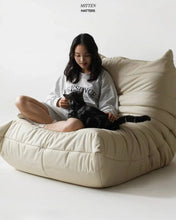 Load image into Gallery viewer, Caterpillar Sofa (One-Seat)