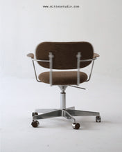 Load image into Gallery viewer, Task Office Chair