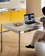 Load image into Gallery viewer, Berlin Table