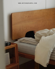 Load image into Gallery viewer, Wilson Framework Bed