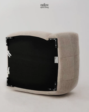 Load image into Gallery viewer, Viola Sofa