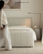 Load image into Gallery viewer, Soraya Soft Bed