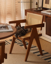 Load image into Gallery viewer, Piere Chair