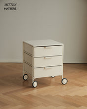 Load image into Gallery viewer, Mobil Mat Cabinet