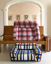 Load image into Gallery viewer, Plaid Pet Sofa