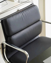 Load image into Gallery viewer, EA Soft Pad Chair