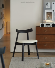 Load image into Gallery viewer, Bull Chairs
