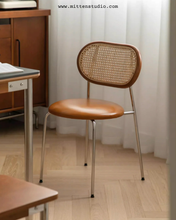 Load image into Gallery viewer, Newman Chair