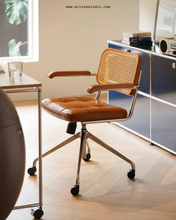 Load image into Gallery viewer, Wesley Swivel Chair