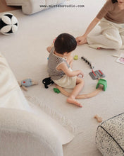 Load image into Gallery viewer, The Pale Moonlight Rug