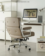 Load image into Gallery viewer, Robin Chair