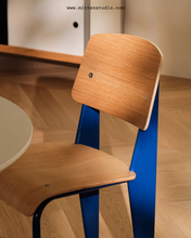 Load image into Gallery viewer, Standard Chair