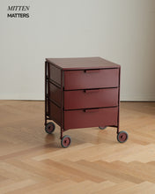 Load image into Gallery viewer, Mobil Mat Cabinet