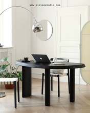 Load image into Gallery viewer, Cassina Table