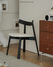 Load image into Gallery viewer, Bull Chairs