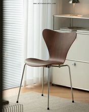 Load image into Gallery viewer, Seven Chair
