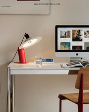 Load image into Gallery viewer, Berlin Table