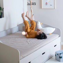 Load image into Gallery viewer, Little House Storage Bed