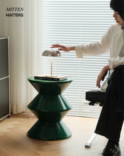 Load image into Gallery viewer, Circular Edge Stool