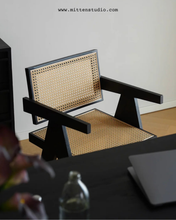 Load image into Gallery viewer, Black Piere Chair