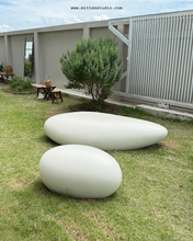 Load image into Gallery viewer, Garden Pebble
