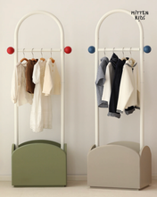 Load image into Gallery viewer, Pippa Hanger