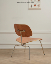 Load image into Gallery viewer, LCM Chair