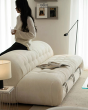 Load image into Gallery viewer, Soriana Sofa