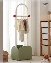 Load image into Gallery viewer, Pippa Hanger