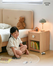 Load image into Gallery viewer, Pippa Nightstand