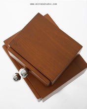 Load image into Gallery viewer, Stary Nightstand