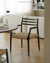Load image into Gallery viewer, Mole Armchair