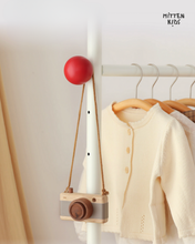 Load image into Gallery viewer, Pippa Hanger