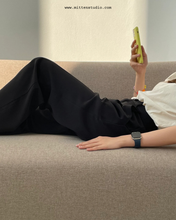 Load image into Gallery viewer, Eclipse Sofa