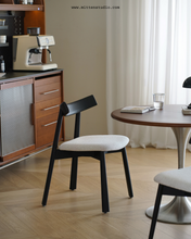 Load image into Gallery viewer, Bull Chairs