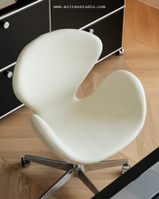 Load image into Gallery viewer, Swan Chair