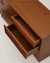 Load image into Gallery viewer, Genna Cabinet