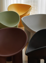 Load image into Gallery viewer, Roly Chair