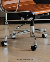 Load image into Gallery viewer, High Ray Chair