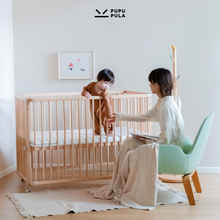 Load image into Gallery viewer, Kick It! 4-in-1 Baby Cot