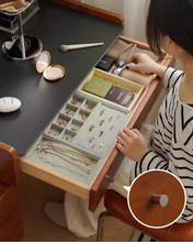 Load image into Gallery viewer, Richard Dresser