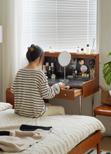 Load image into Gallery viewer, Richard Dresser