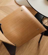 Load image into Gallery viewer, Standard Chair