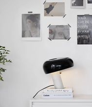 Load image into Gallery viewer, Snoopy Lamp