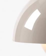 Load image into Gallery viewer, VP9 Lamp